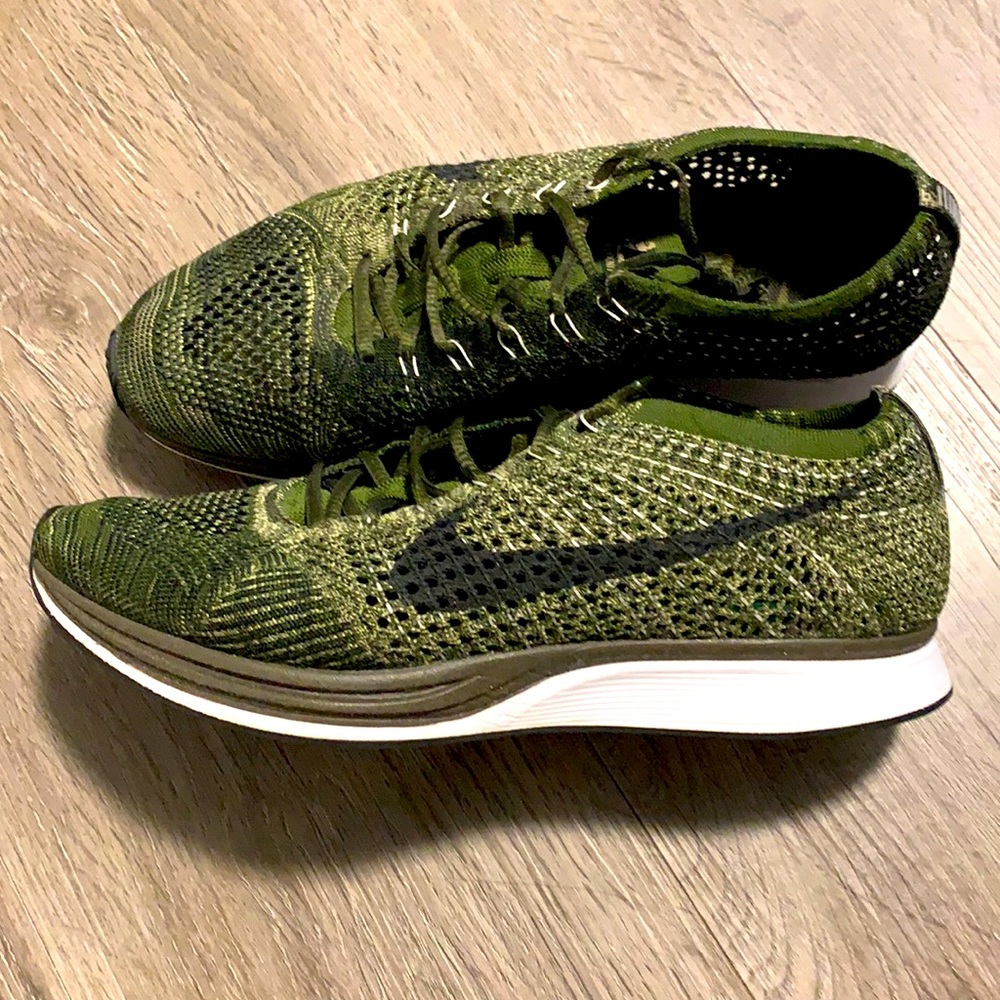 Nike Flyknit Racer Men’a Size 9